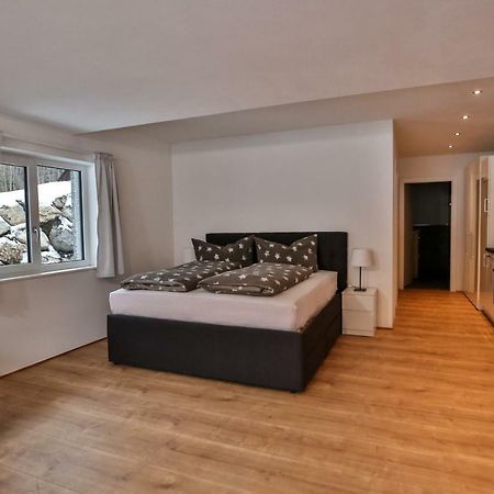 Arlberg Kristall Appartements Далас Экстерьер фото